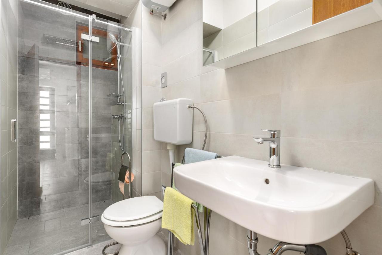 Apartments Vilma โอปาติยา ภายนอก รูปภาพ