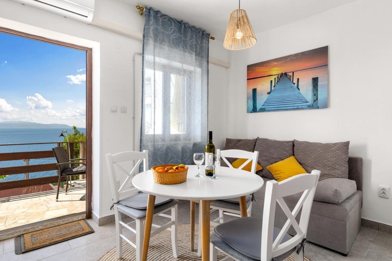 Apartments Vilma โอปาติยา ภายนอก รูปภาพ