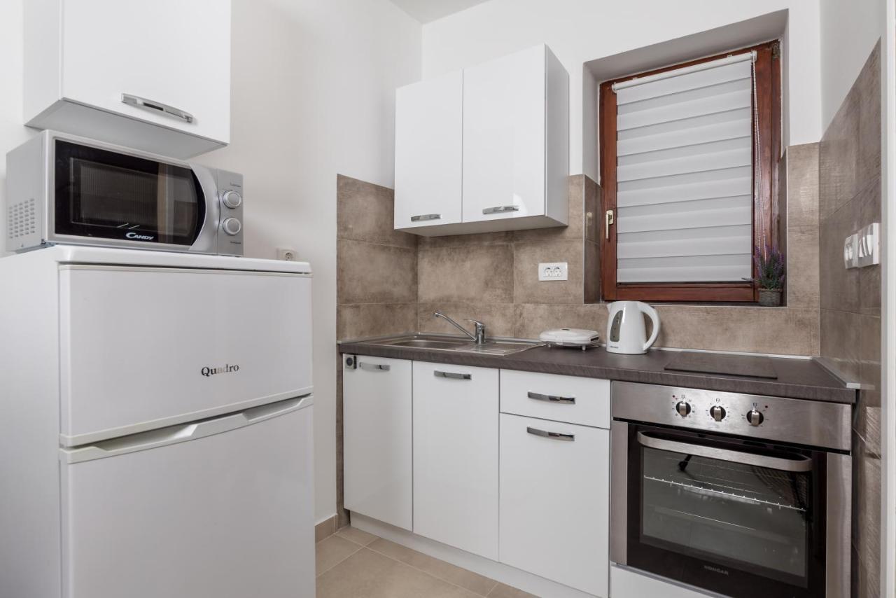 Apartments Vilma โอปาติยา ภายนอก รูปภาพ